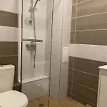 Apartament Brand New With Outdoor Swimming Pool Warna