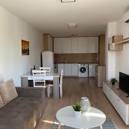 Brand New With Outdoor Swimming Pool Daire Varna