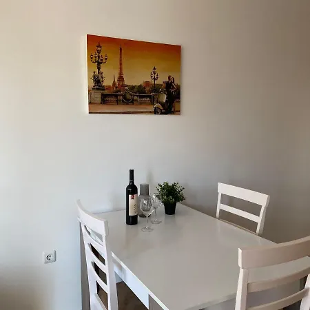 Appartement Modern With Outdoor Swimming Pool Varna