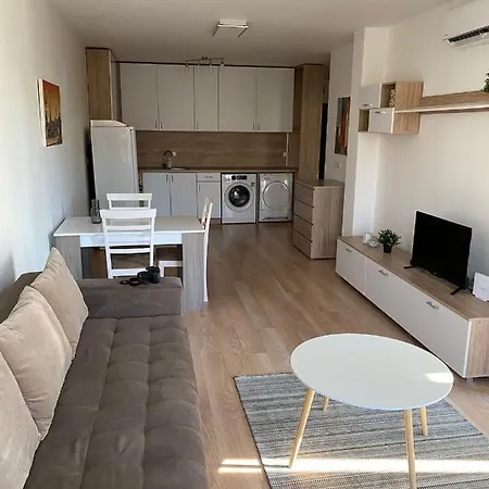 Brand New With Outdoor Swimming Pool Daire